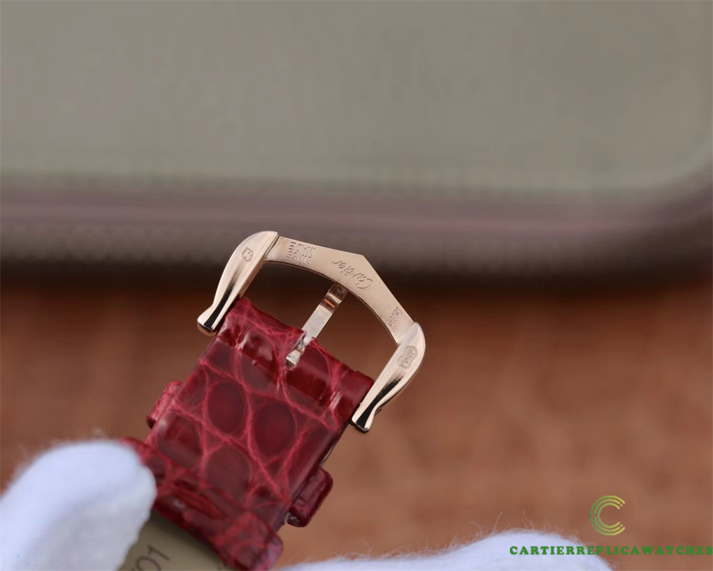 1-191103002Z7.jpg