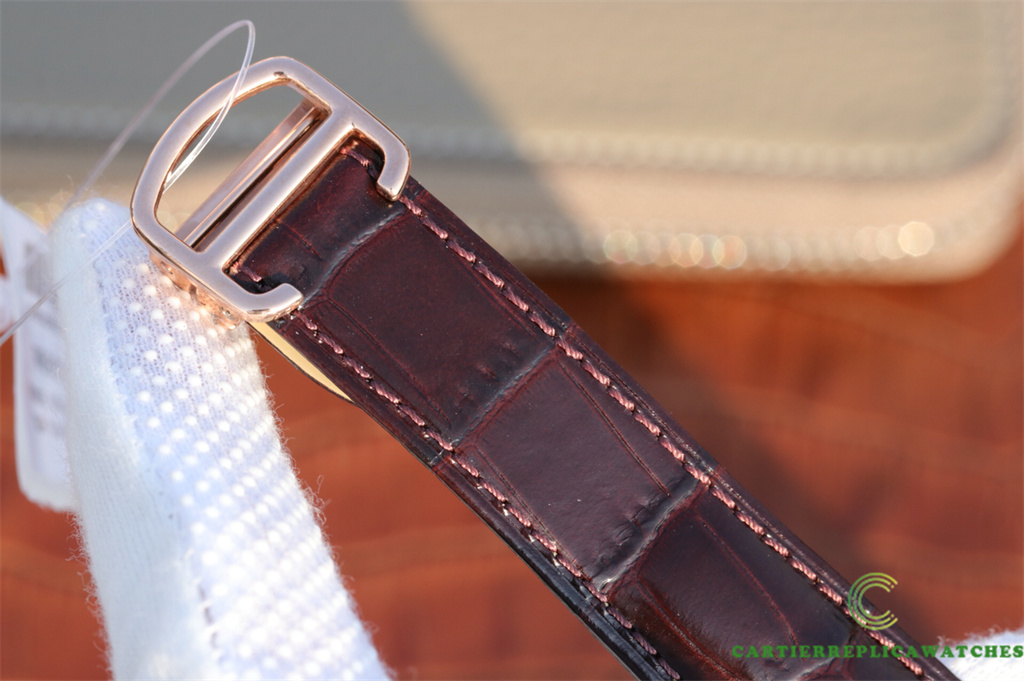 1-1911031Z147.jpg