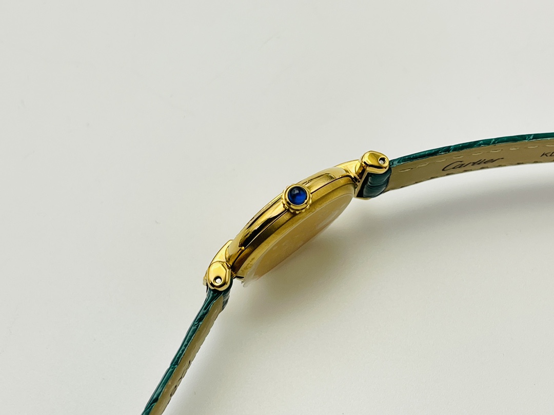 15Swiss-Cartier-Replica-Leather-strap-24MM-4