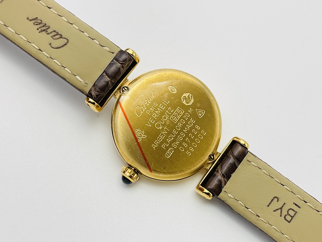 17Swiss-Cartier-Replica-Leather-strap-24MM-6