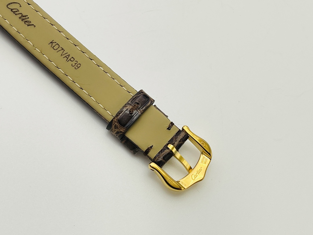 17Swiss-Cartier-Replica-Leather-strap-24MM-7