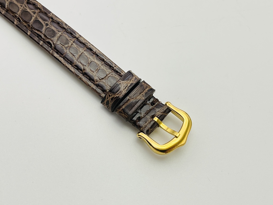 17Swiss-Cartier-Replica-Leather-strap-24MM-8