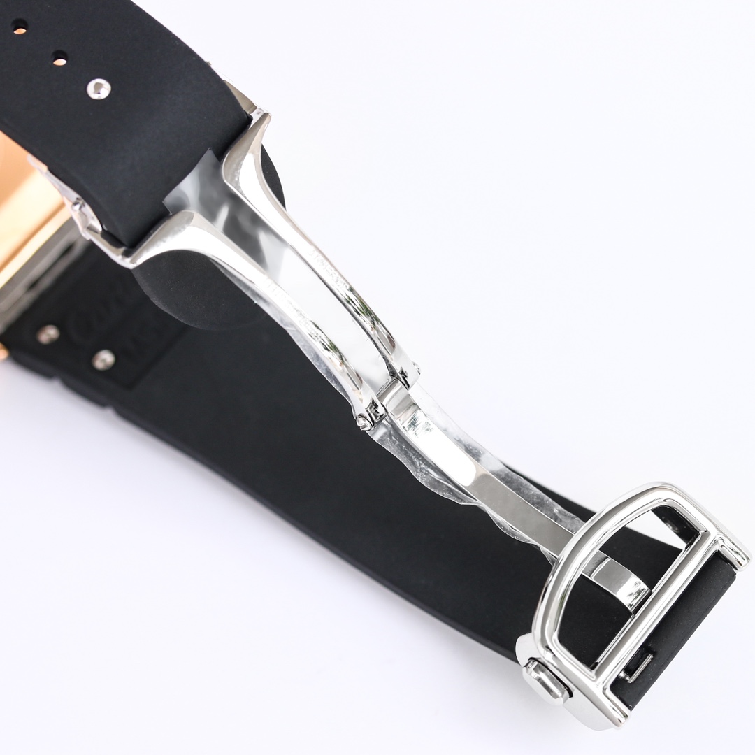 7Swiss-Cartier-Santos-Replica-Rubber-strap-39.8MM-8