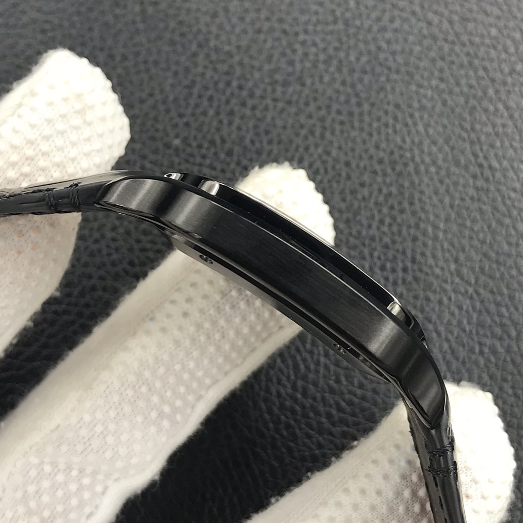 127Swiss-Cartier-Santos-Replica-Leather-strap-39.8MM-5