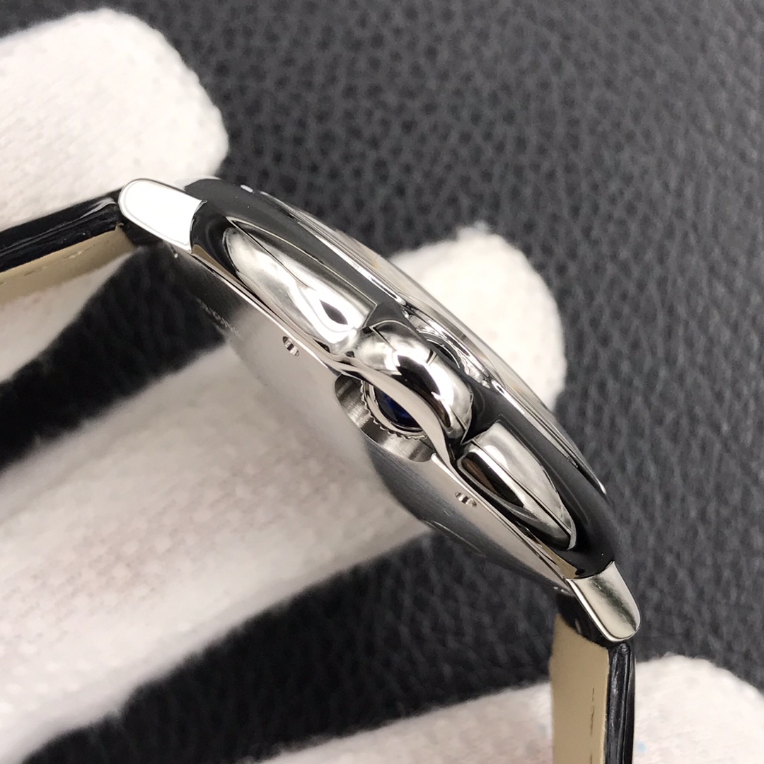 134Swiss-Cartier-Ballon-Bleu-Replica-Leather-strap-42MM-4