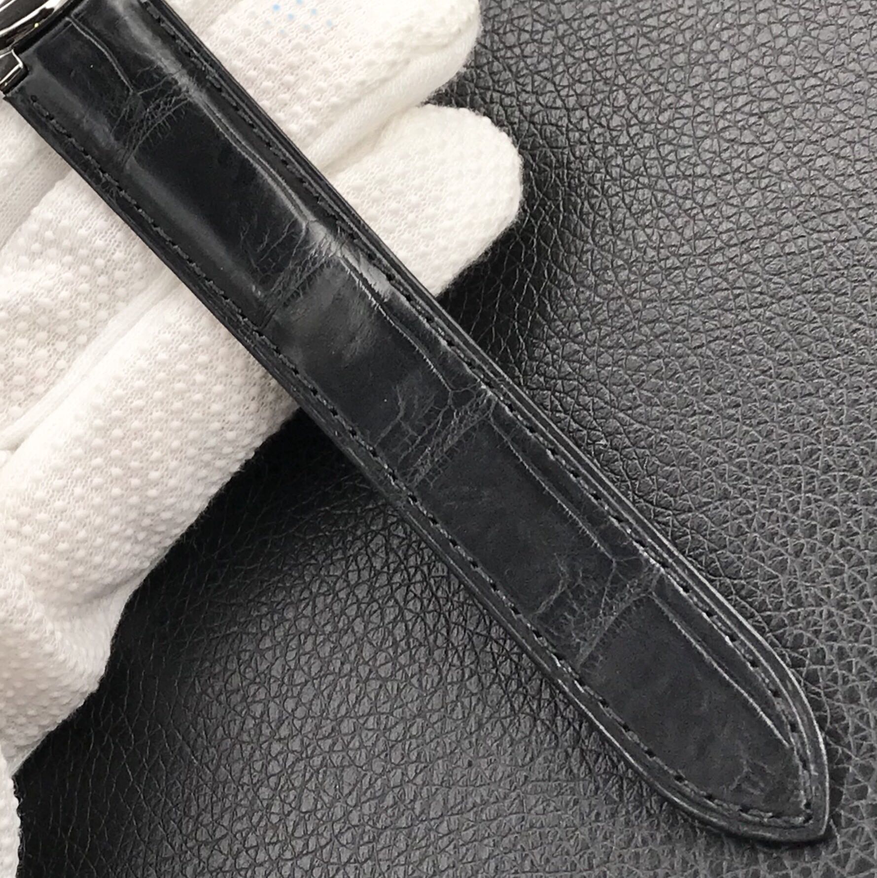 134Swiss-Cartier-Ballon-Bleu-Replica-Leather-strap-42MM-8