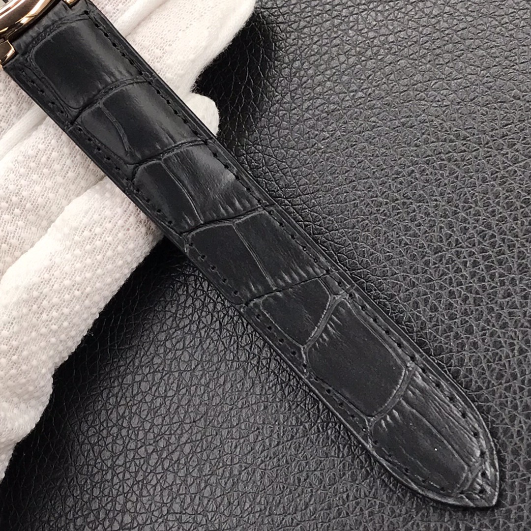 135Swiss-Cartier-Ballon-Bleu-Replica-Leather-strap-42MM-8
