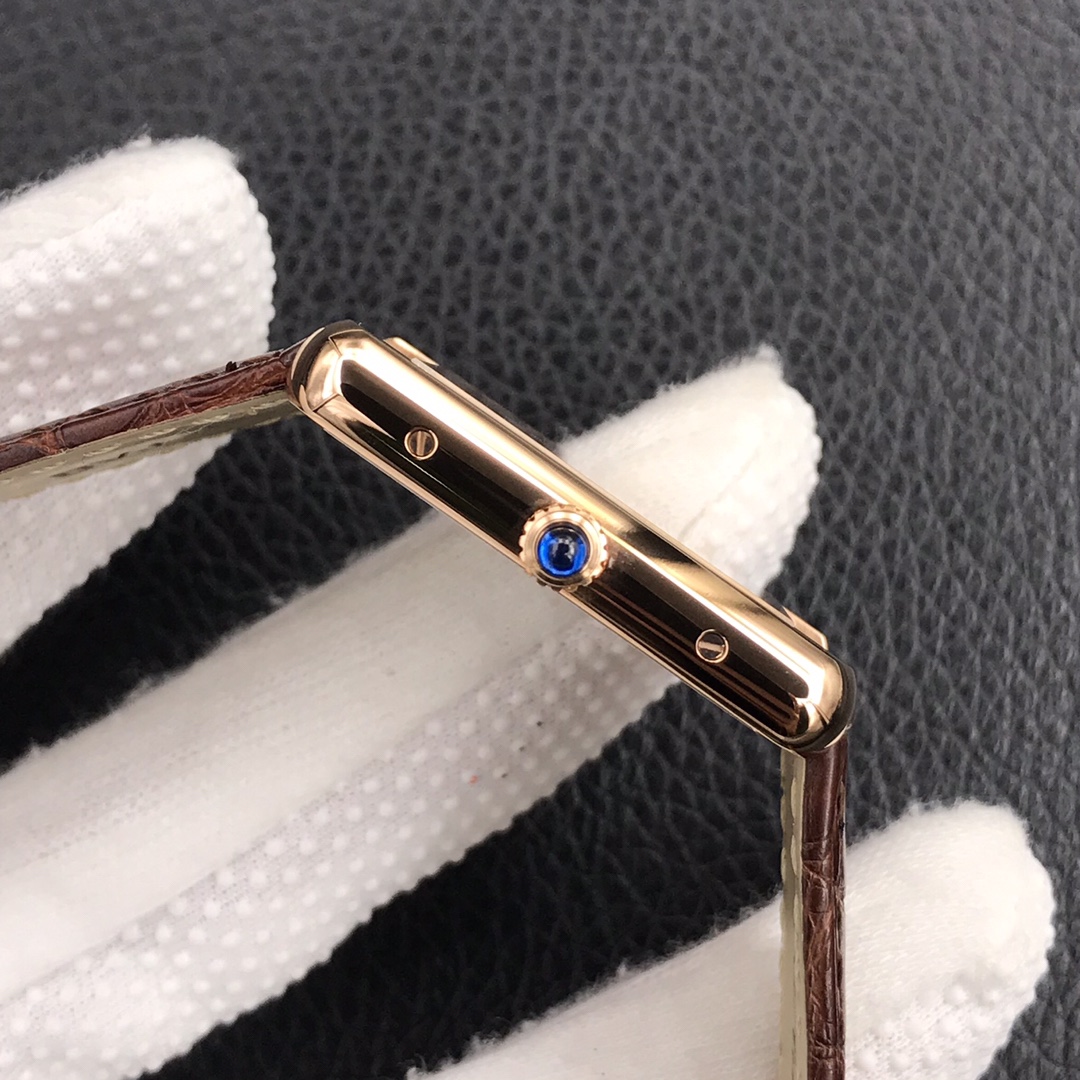 139Swiss-Cartier-Tank-Replica-Leather-strap-24x31MM-4