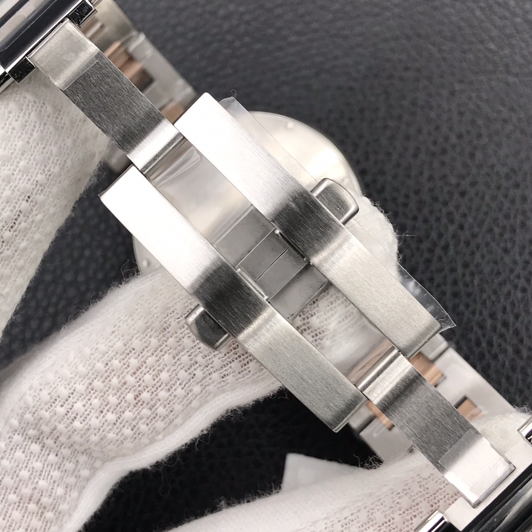 142Swiss-Cartier-Ballon-Bleu-Replica-Stainless-steel-strap-42MM-7