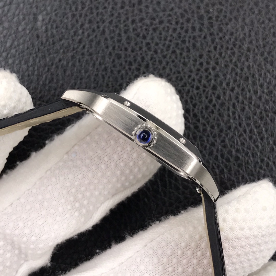 144Swiss-Cartier-Santos-Replica-Leather-strap-43.5MM-4