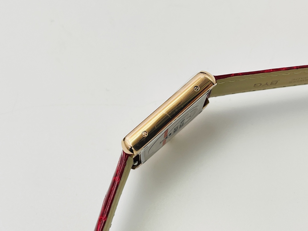 41Swiss-Cartier-Replica-Leather-strap-31MM-4