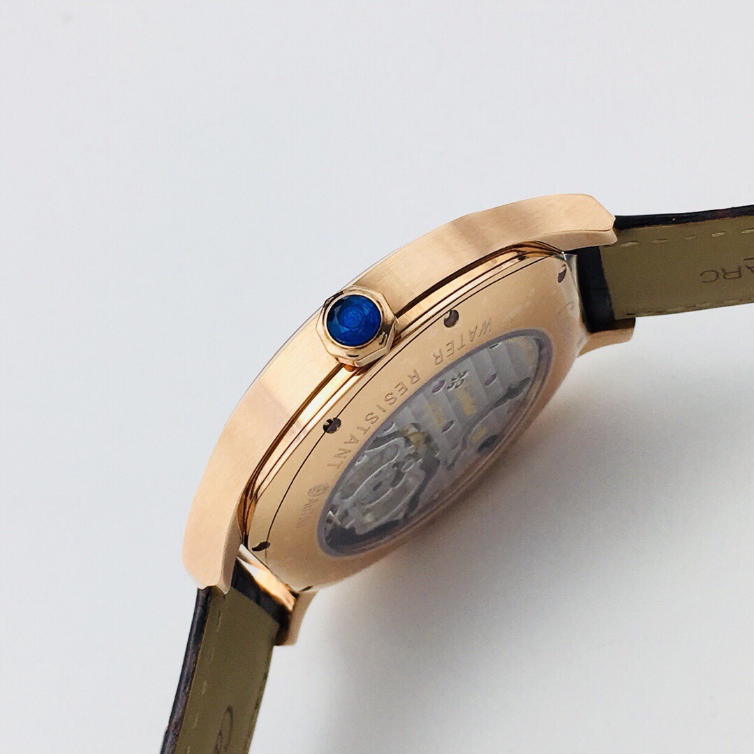 49Swiss-Cartier-Drive-Replica-W4100013-Leather-strap-41MM-4