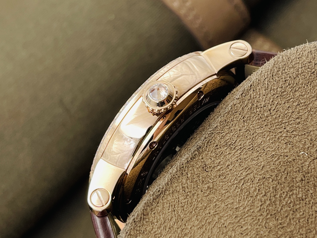 51Swiss-Cartie-Replica-HPI00593-Leather-strap-40MM-4