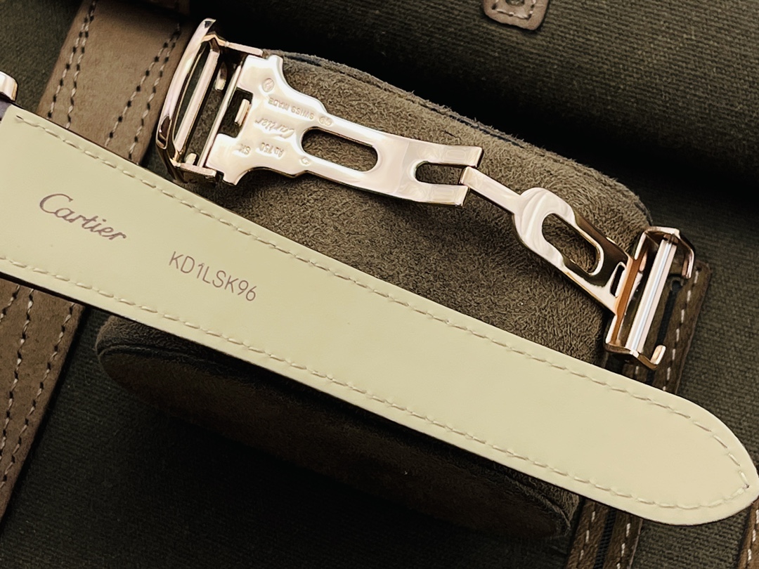 51Swiss-Cartie-Replica-HPI00593-Leather-strap-40MM-7