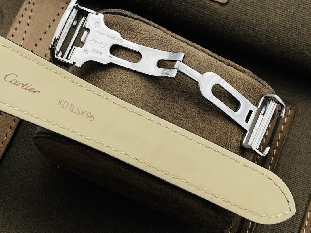 52Swiss-Cartie-Replica-HPI00593-Leather-strap-40MM-7