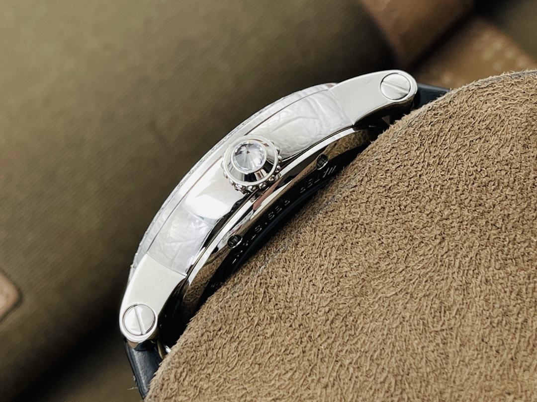53Swiss-Cartie-Replica-HPI00593-Leather-strap-40MM-4