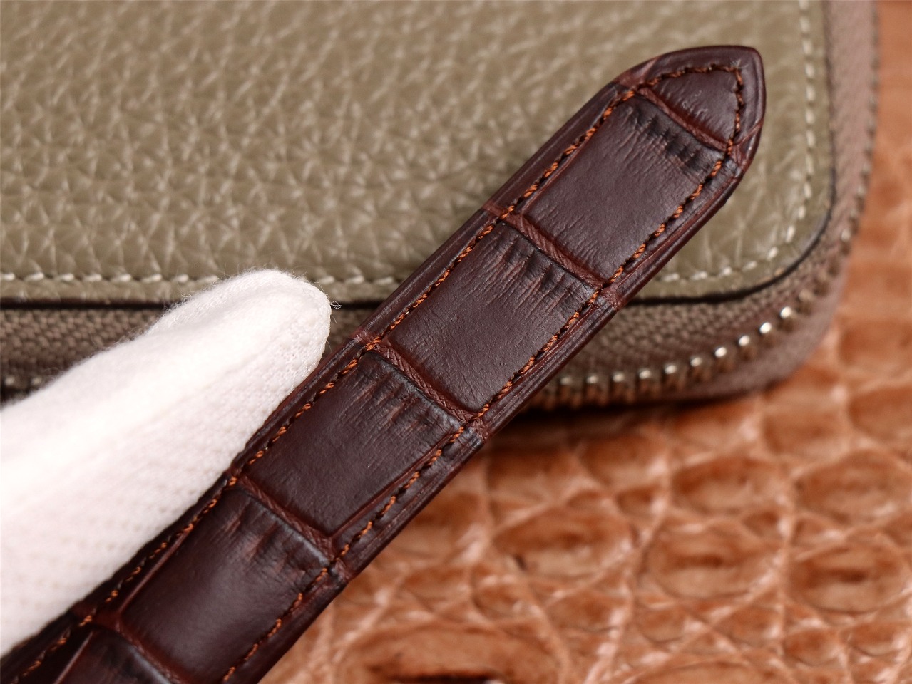 65Swiss-Cartie-Santos-Replica-Leather-strap-52MM-7