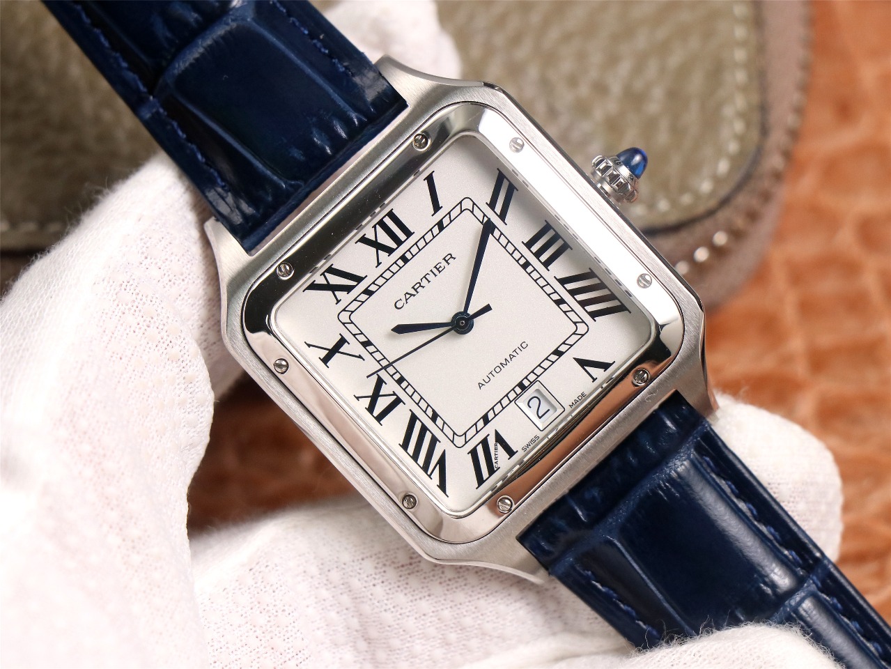 66Swiss-Cartie-Santos-Replica-Leather-strap-52MM-2