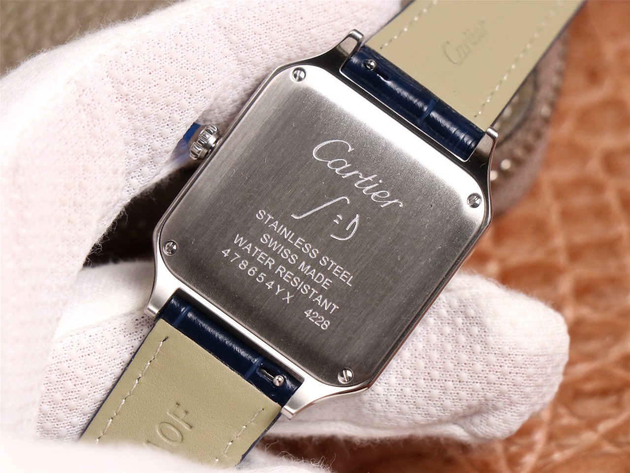 66Swiss-Cartie-Santos-Replica-Leather-strap-52MM-6