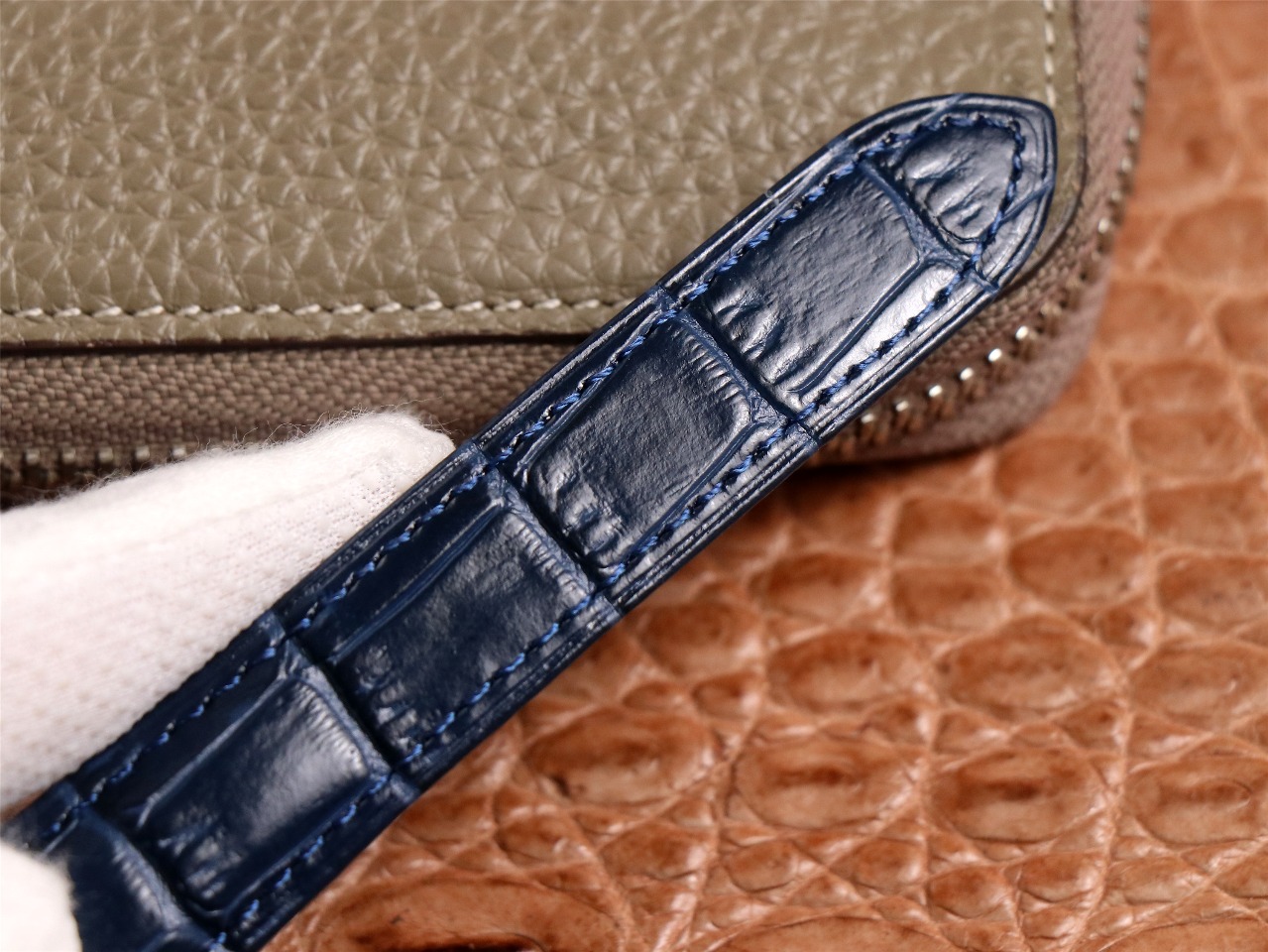 66Swiss-Cartie-Santos-Replica-Leather-strap-52MM-7