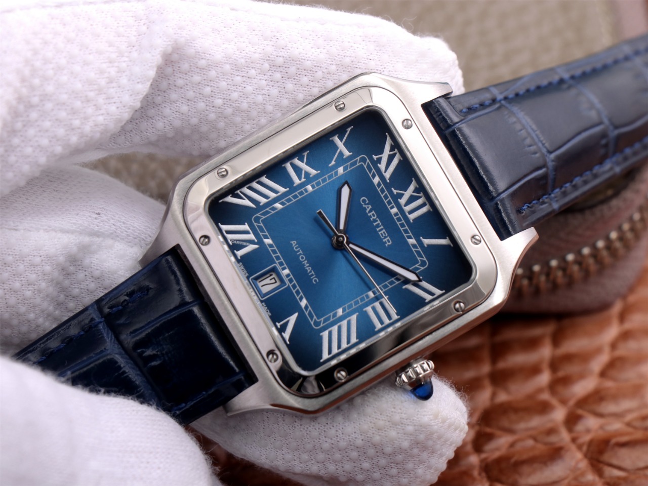 68Swiss-Cartie-Santos-Replica-Leather-strap-52MM-2