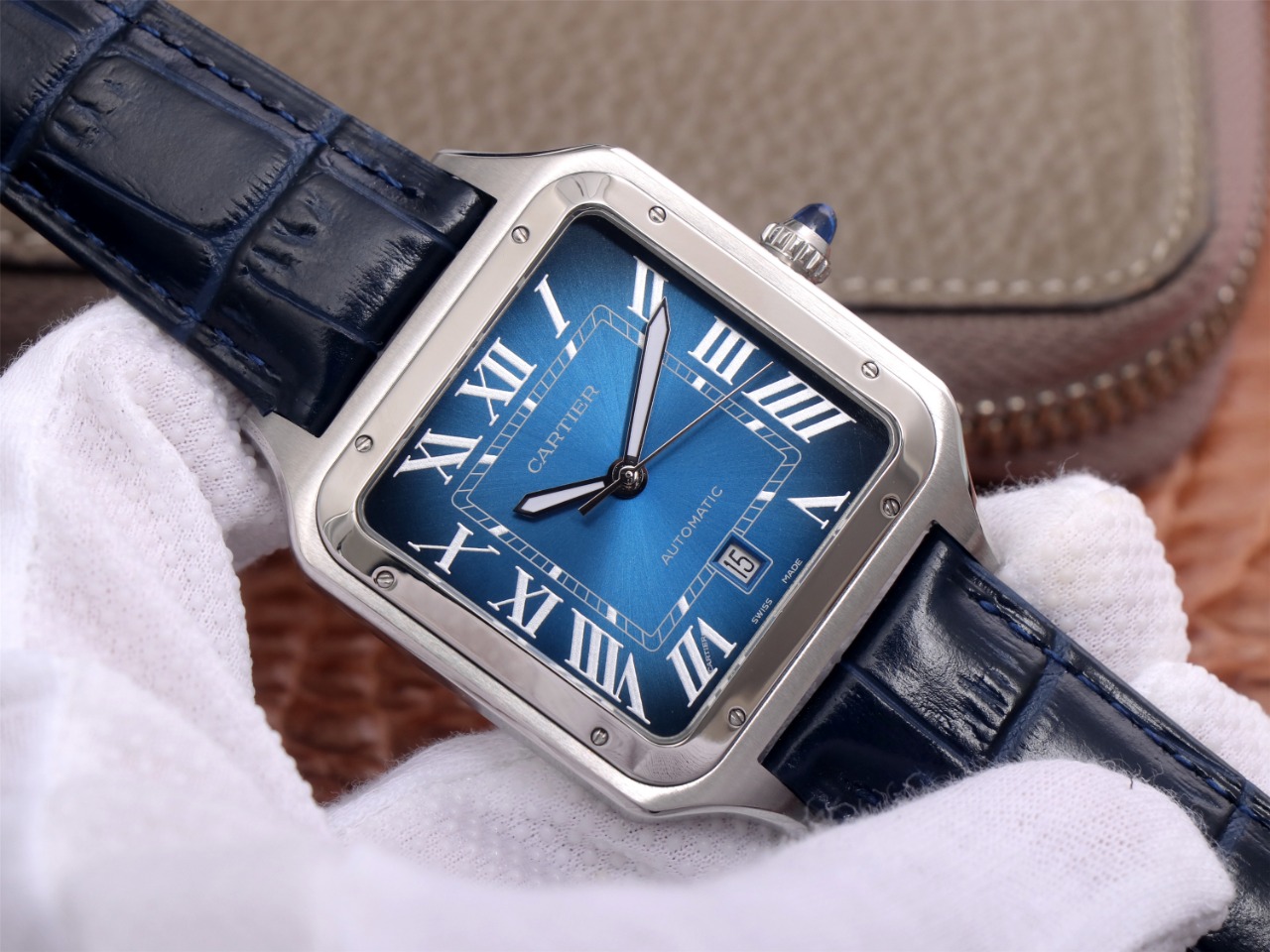 69Swiss-Cartie-Santos-Replica-Leather-strap-52MM-1
