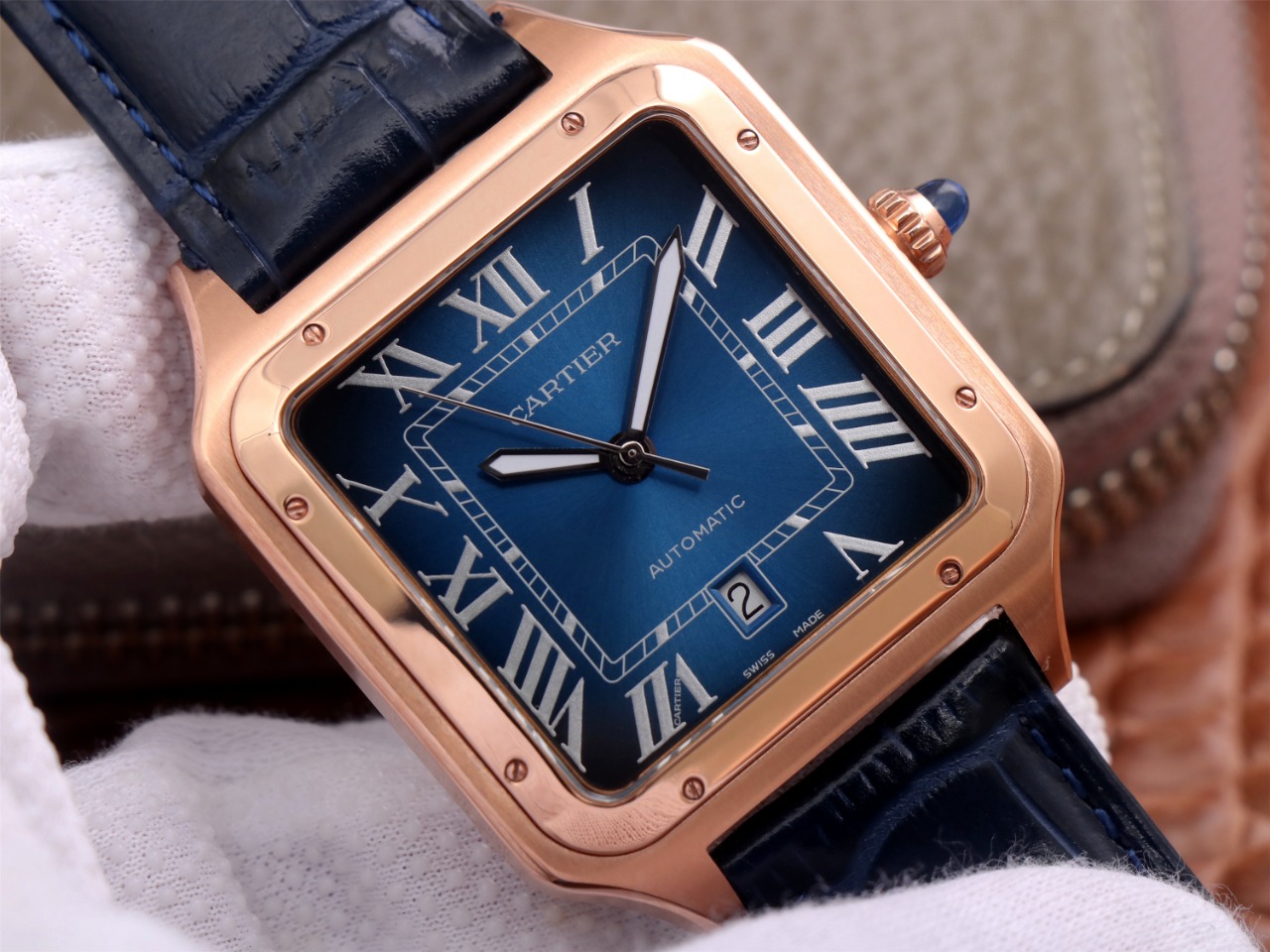 70Swiss-Cartie-Santos-Replica-Leather-strap-52MM-3
