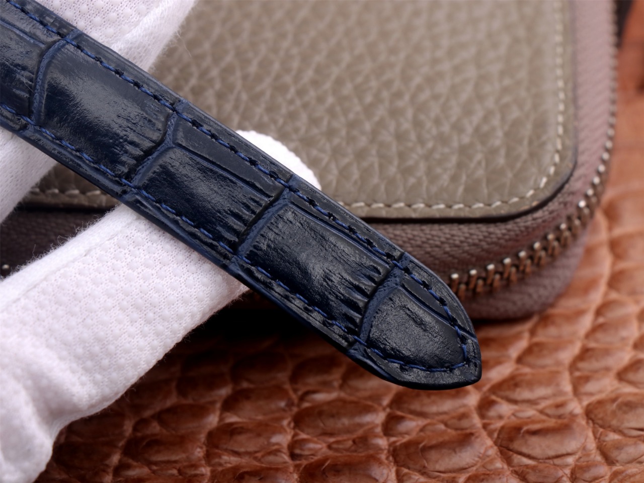 71Swiss-Cartie-Santos-Replica-Leather-strap-52MM-7