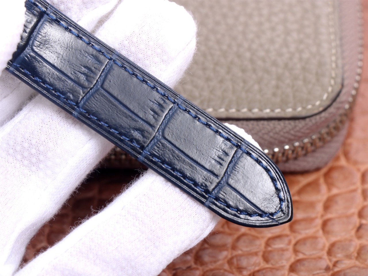 72Swiss-Cartie-Santos-Replica-Leather-strap-52MM-7