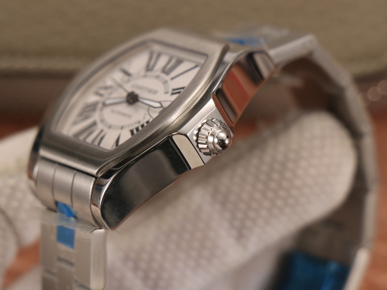 76Swiss-Cartie-Roadster-Replica-Stainless-steel-strap-41.3MM-4