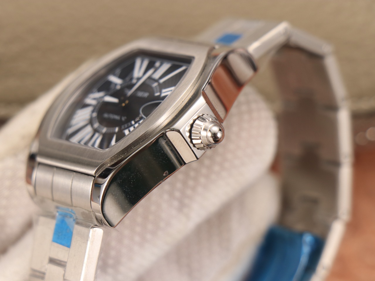 77Swiss-Cartie-Roadster-Replica-Stainless-steel-strap-41.3MM-4