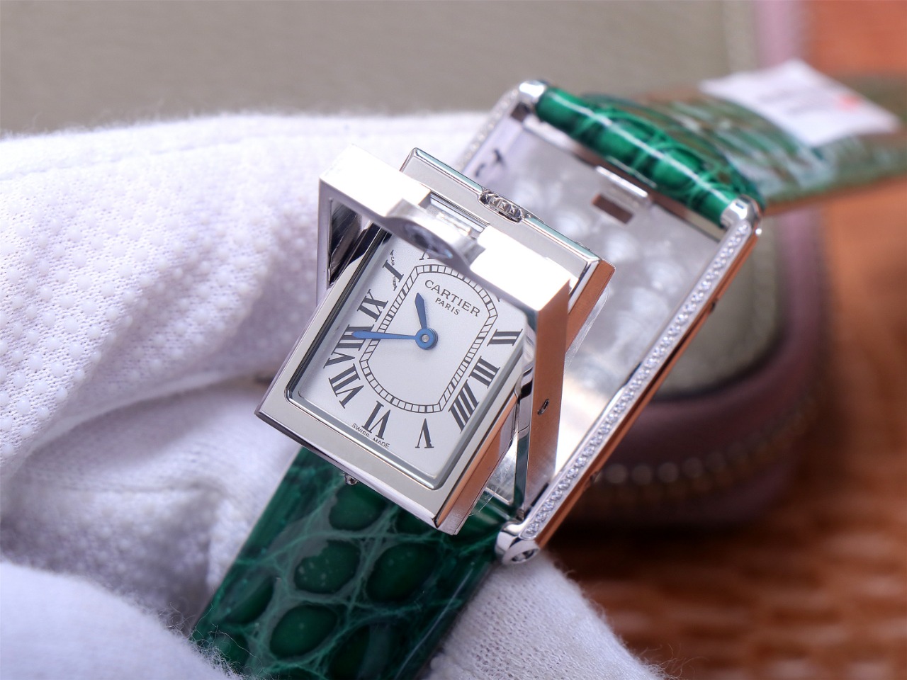 78Swiss-Cartie-Tank-Replica-Leather-strap-31MM-3