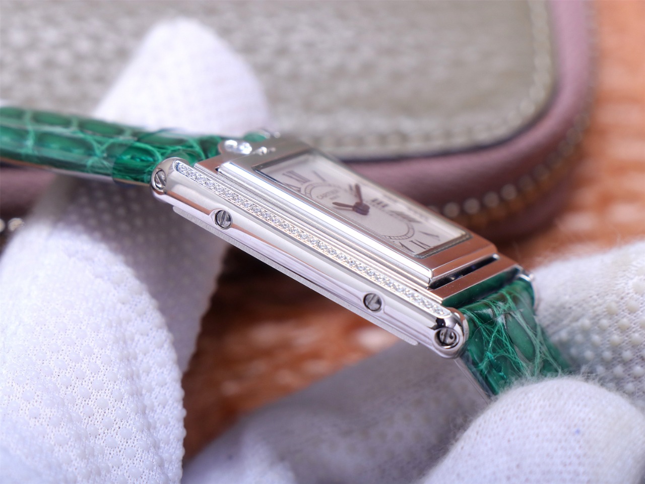 78Swiss-Cartie-Tank-Replica-Leather-strap-31MM-6