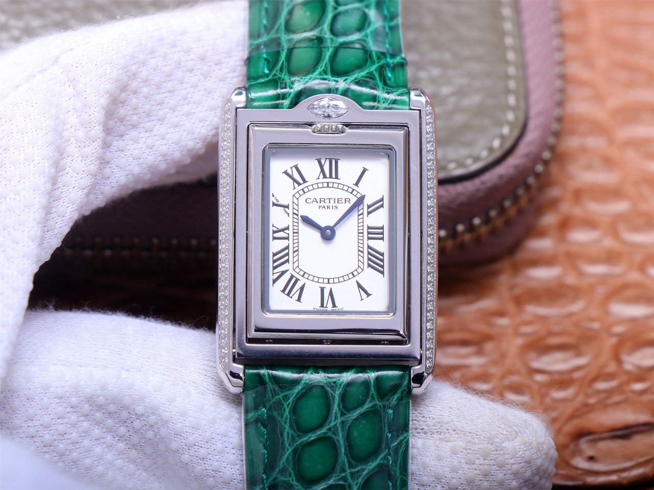 78Swiss-Cartie-Tank-Replica-Leather-strap-31MM