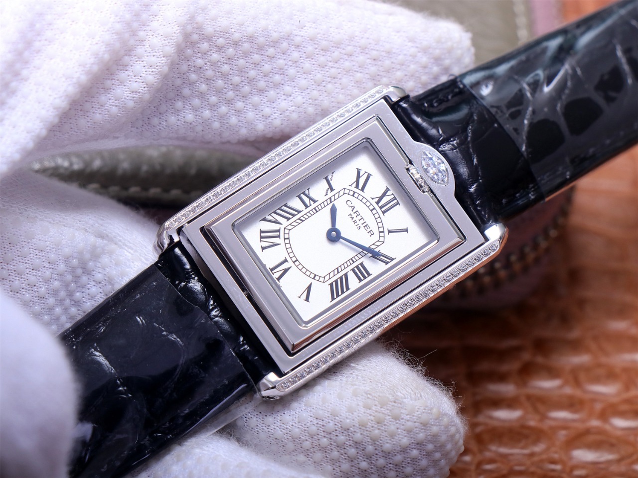 79Swiss-Cartie-Tank-Replica-Leather-strap-31MM-2