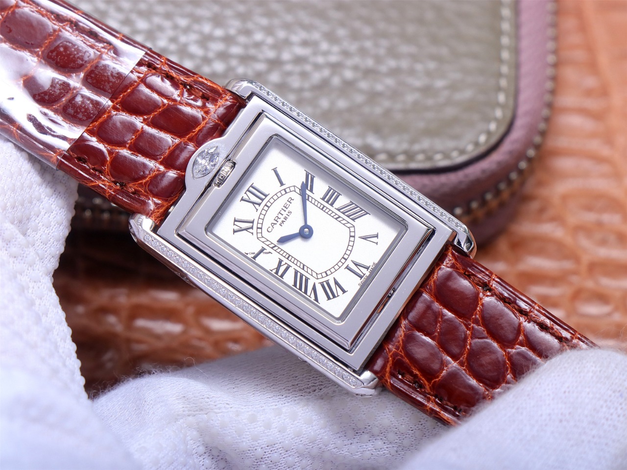 82Swiss-Cartie-Tank-Replica-Leather-strap-31MM-1