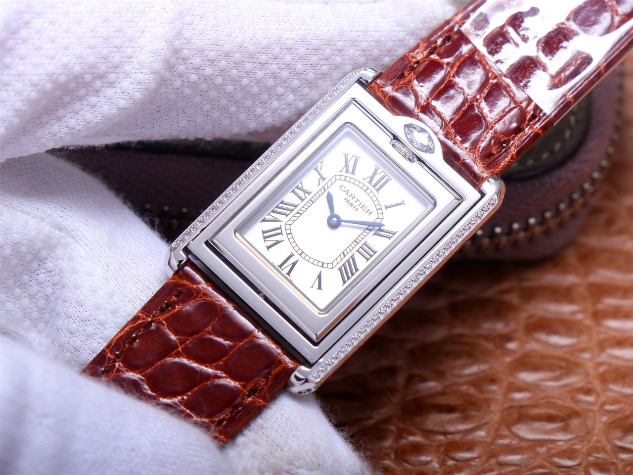 82Swiss-Cartie-Tank-Replica-Leather-strap-31MM-2