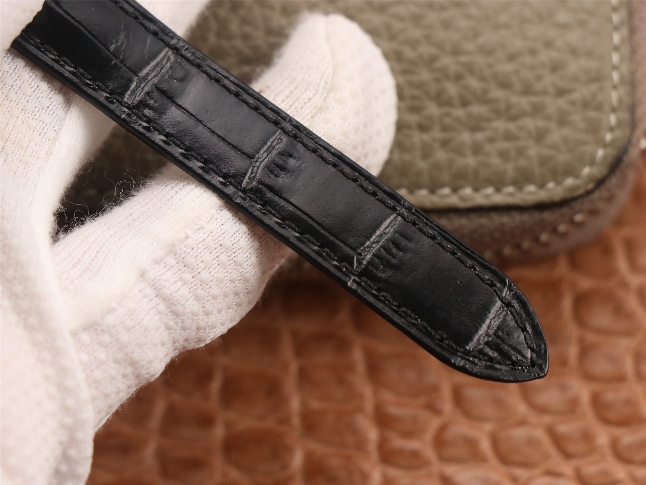 88Swiss-Cartie-Replica-Leather-strap-33MM-8